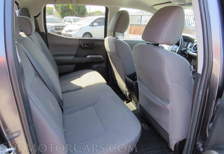 2022 Toyota Tacoma - Image 28