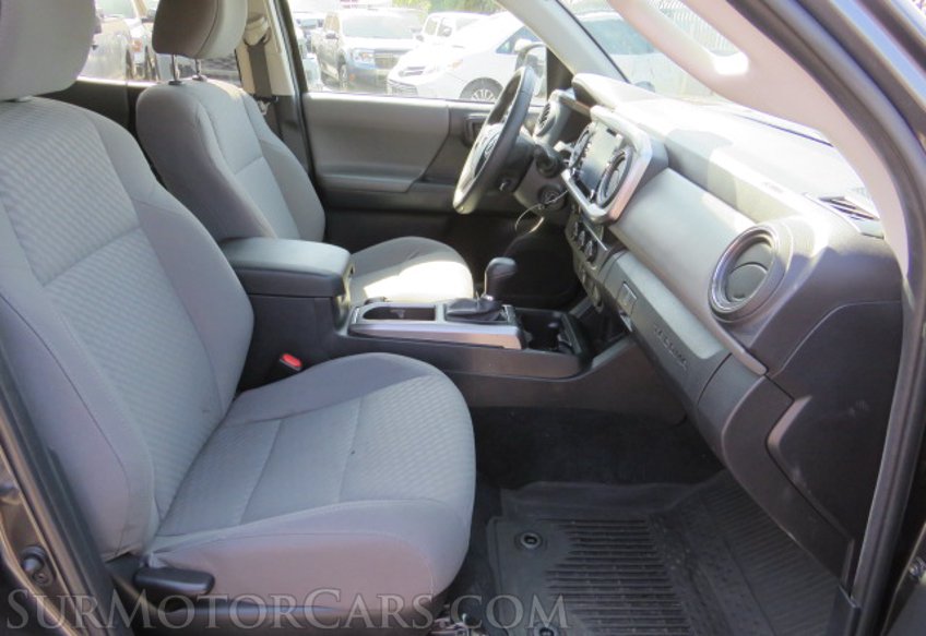 2022 Toyota Tacoma - Image 25