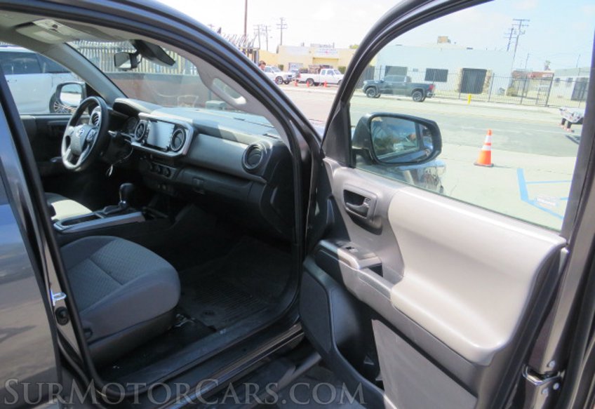 2022 Toyota Tacoma - Image 21