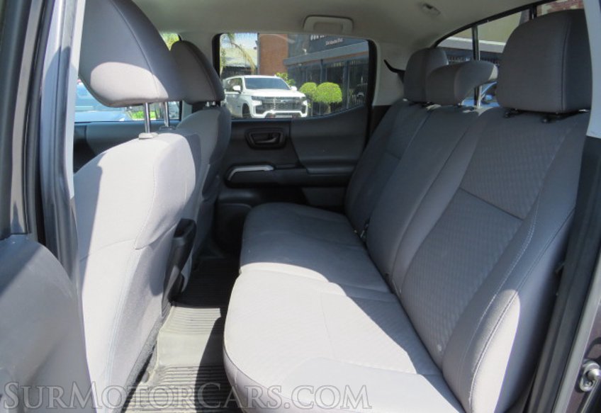 2022 Toyota Tacoma - Image 29