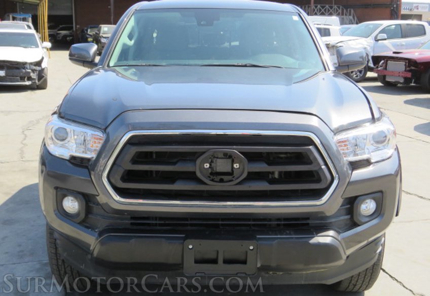 2022 Toyota Tacoma - Image 11