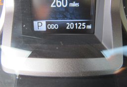 2022 Toyota Tacoma - Image 32