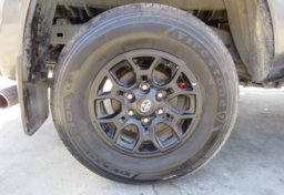 2022 Toyota Tacoma - Image 19