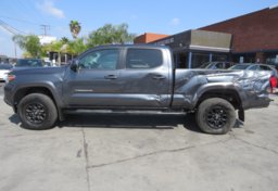 2022 Toyota Tacoma - Image 5