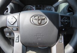 2022 Toyota Tacoma - Image 38