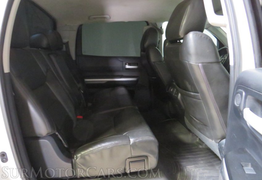 2016 Toyota Tundra - Image 30