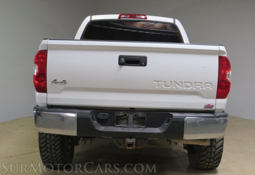 2016 Toyota Tundra - Image 10