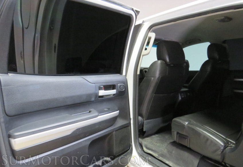 2016 Toyota Tundra - Image 23