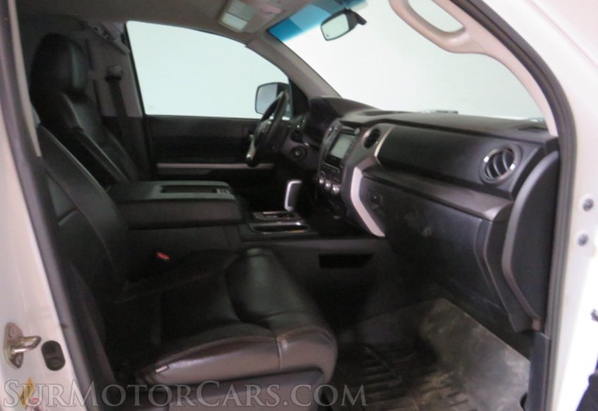 2016 Toyota Tundra - Image 28