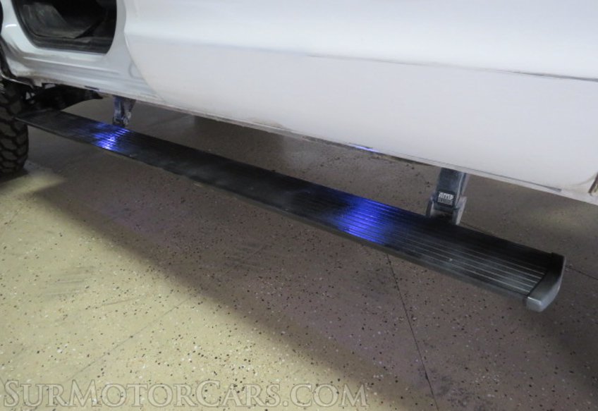 2016 Toyota Tundra - Image 16