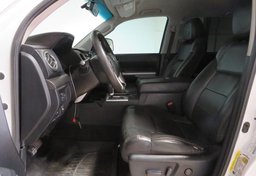 2016 Toyota Tundra - Image 25