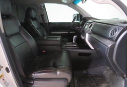 2016 Toyota Tundra - Image 26