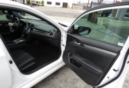 2020 Honda Civic Sedan - Image 21