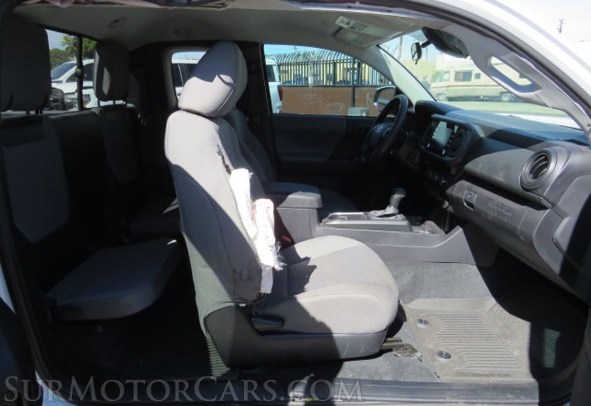 2022 Toyota Tacoma - Image 22