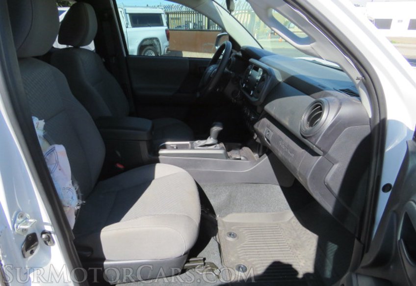 2022 Toyota Tacoma - Image 24