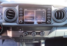 2022 Toyota Tacoma - Image 37