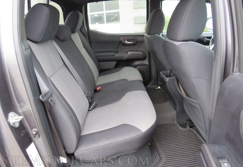 2020 Toyota Tacoma 4WD - Image 32