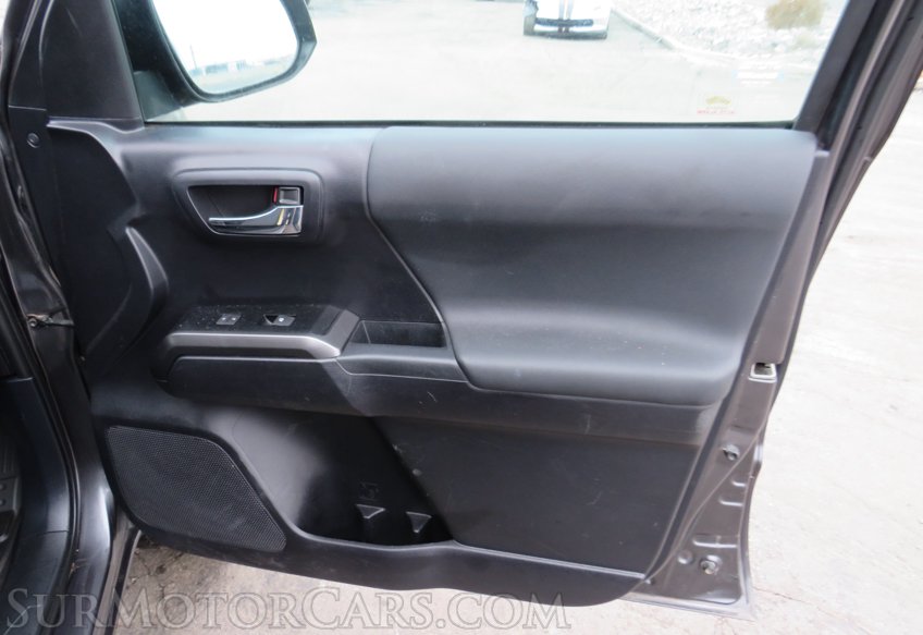 2020 Toyota Tacoma 4WD - Image 52