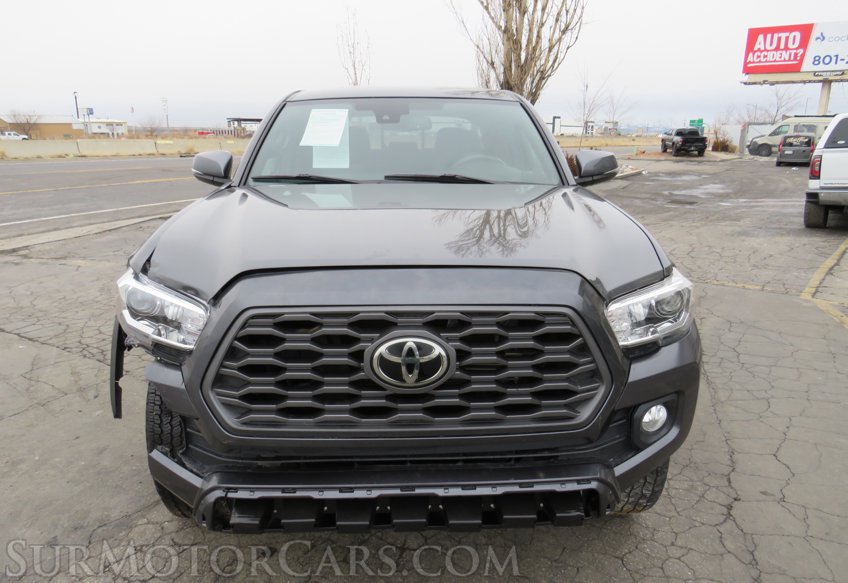 2020 Toyota Tacoma 4WD - Image 12