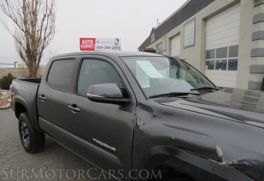 2020 Toyota Tacoma 4WD - Image 17