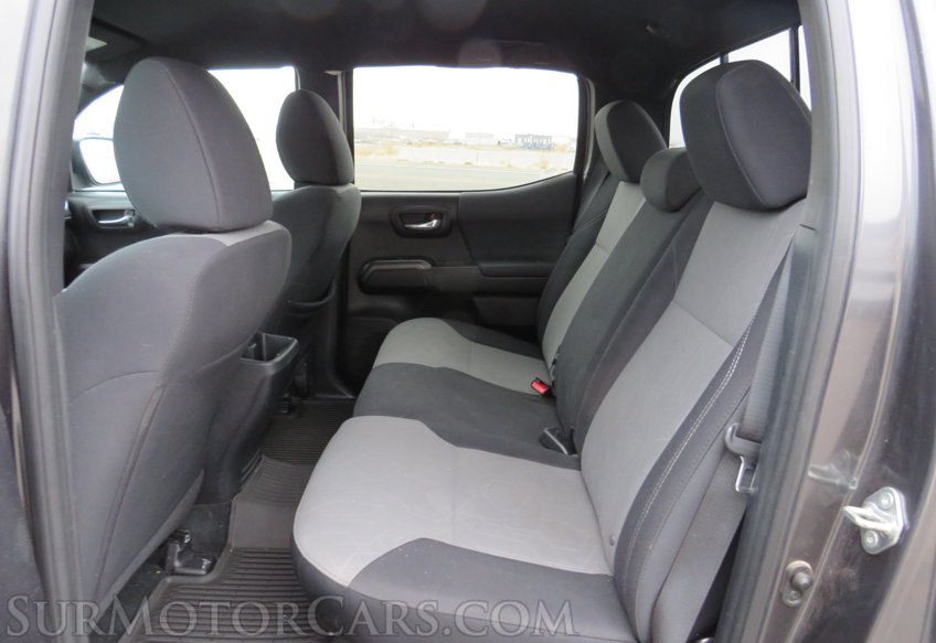 2020 Toyota Tacoma 4WD - Image 34