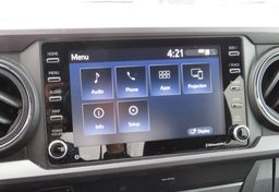 2020 Toyota Tacoma 4WD - Image 39