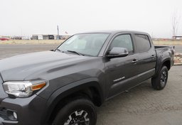 2020 Toyota Tacoma 4WD - Image 14