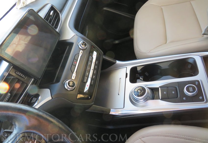 2020 Ford Explorer - Image 35