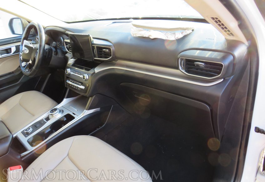 2020 Ford Explorer - Image 24