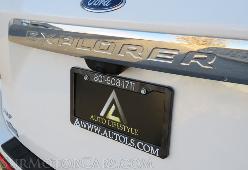 2020 Ford Explorer - Image 19