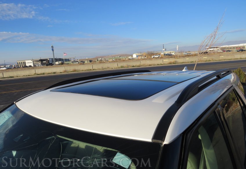 2020 Ford Explorer - Image 16