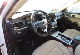 2020 Ford Explorer - Image 22