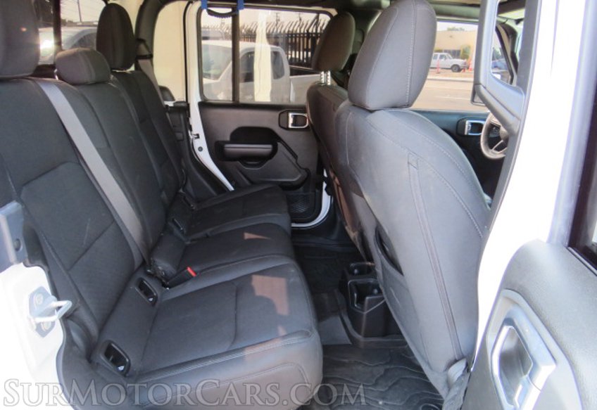 2021 Jeep Gladiator - Image 30