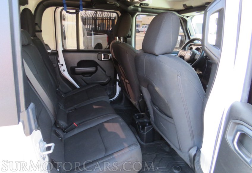 2021 Jeep Gladiator - Image 28