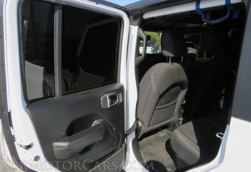 2021 Jeep Gladiator - Image 26