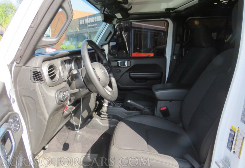 2021 Jeep Gladiator - Image 23