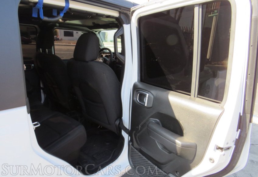 2021 Jeep Gladiator - Image 27