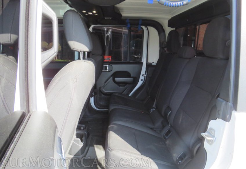 2021 Jeep Gladiator - Image 31