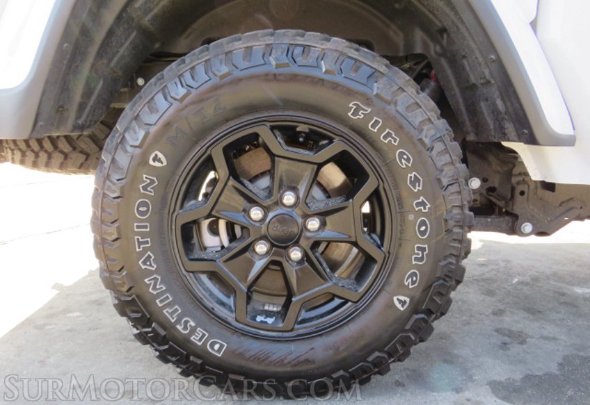 2021 Jeep Gladiator - Image 11