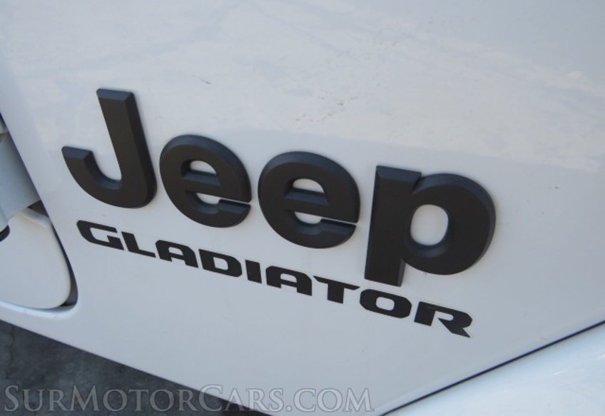 2021 Jeep Gladiator - Image 17