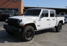 2021 Jeep Gladiator - Image 3