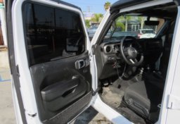 2021 Jeep Gladiator - Image 20