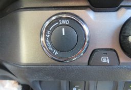 2019 Toyota Tacoma 4WD - Image 33