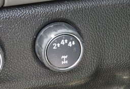 2017 Chevrolet Colorado - Image 44