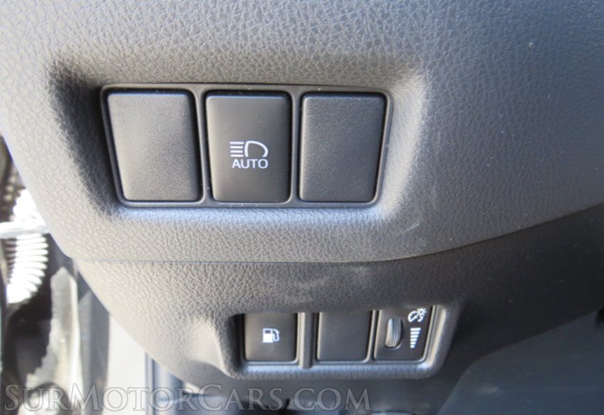 2021 Toyota C-HR - Image 38