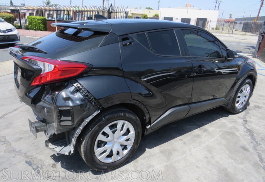 2021 Toyota C-HR - Image 5