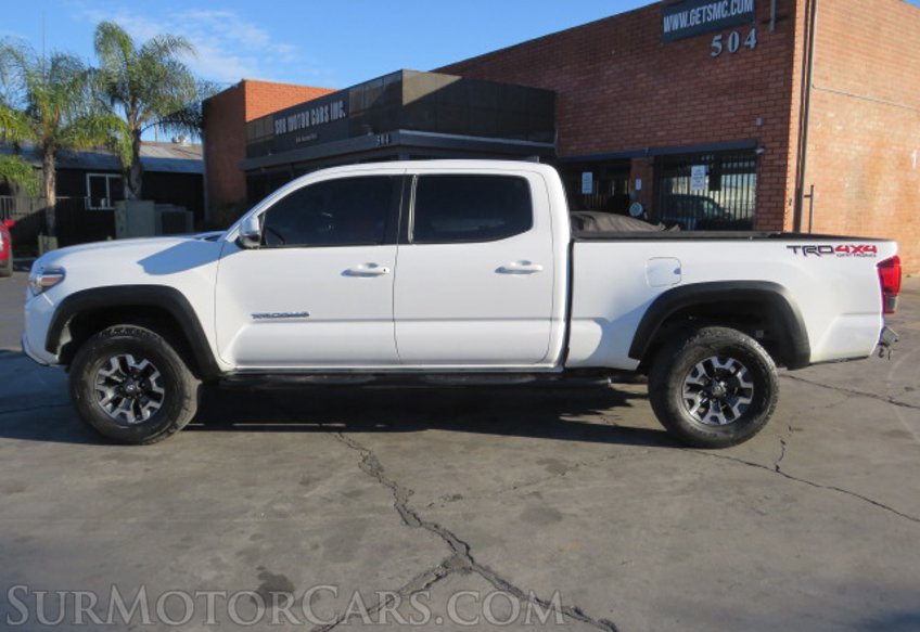 2018 Toyota Tacoma - Image 5