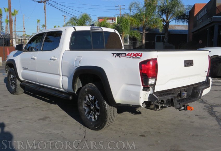 2018 Toyota Tacoma - Image 9