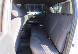 2018 Toyota Tacoma - Image 31