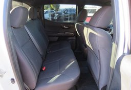 2018 Toyota Tacoma - Image 30